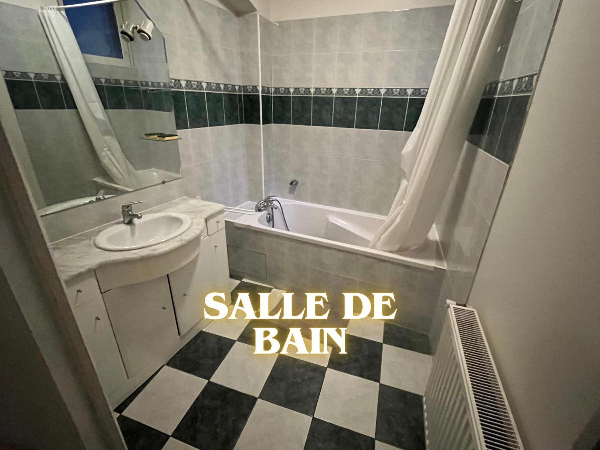 L'Atypique Mirebeau - T3 Duplex - Centre Historique Apartman Bourges Kültér fotó